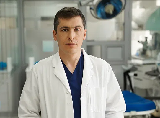 Anton Kutsenko